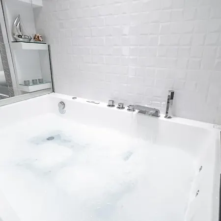 Gold Horizon Luxury Apartment Nerja